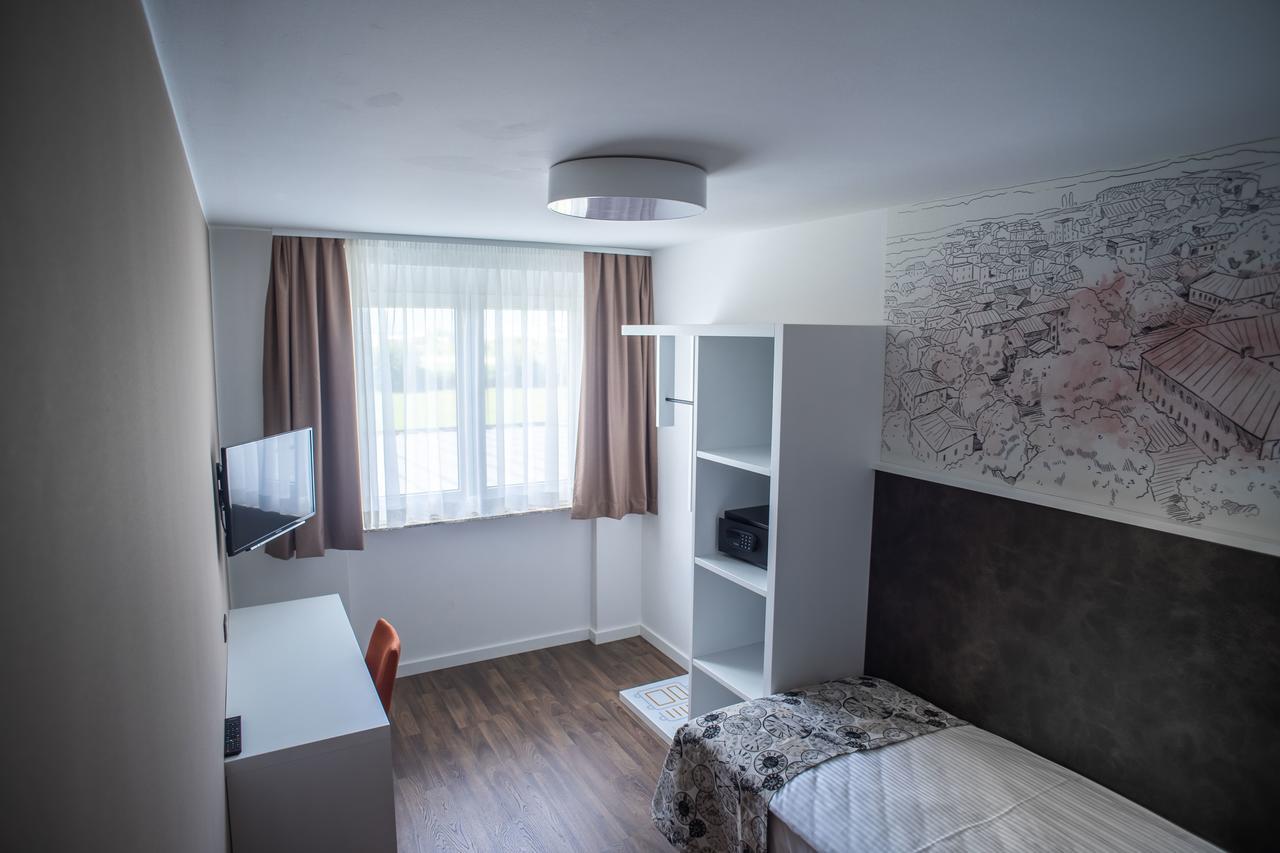 Hotel Time Velika Gorica Extérieur photo
